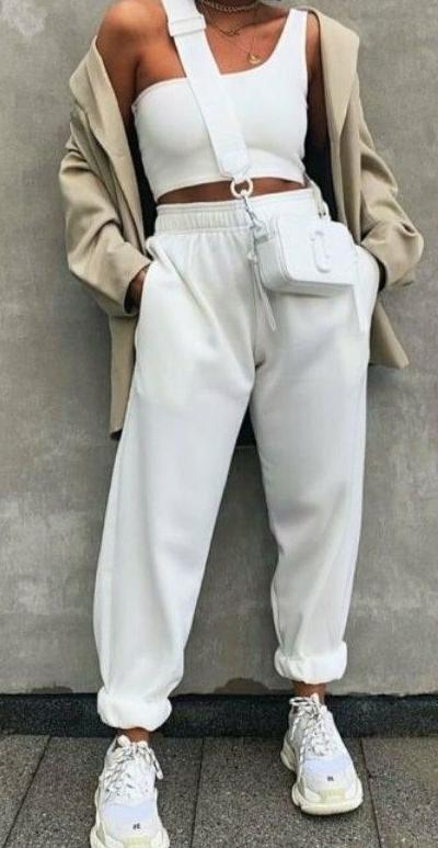 1990s Trends For Women Are Back: Easy Outfit Ideas 2023