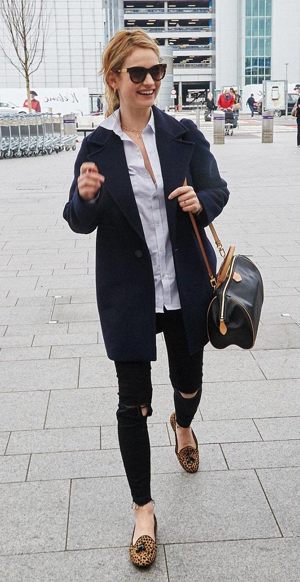 Airport Style Outfit Ideas For Women: Try Them Now 2023