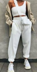 How To Wear Joggers For Women: 25 Outfit Ideas 2023 - Street Style Review
