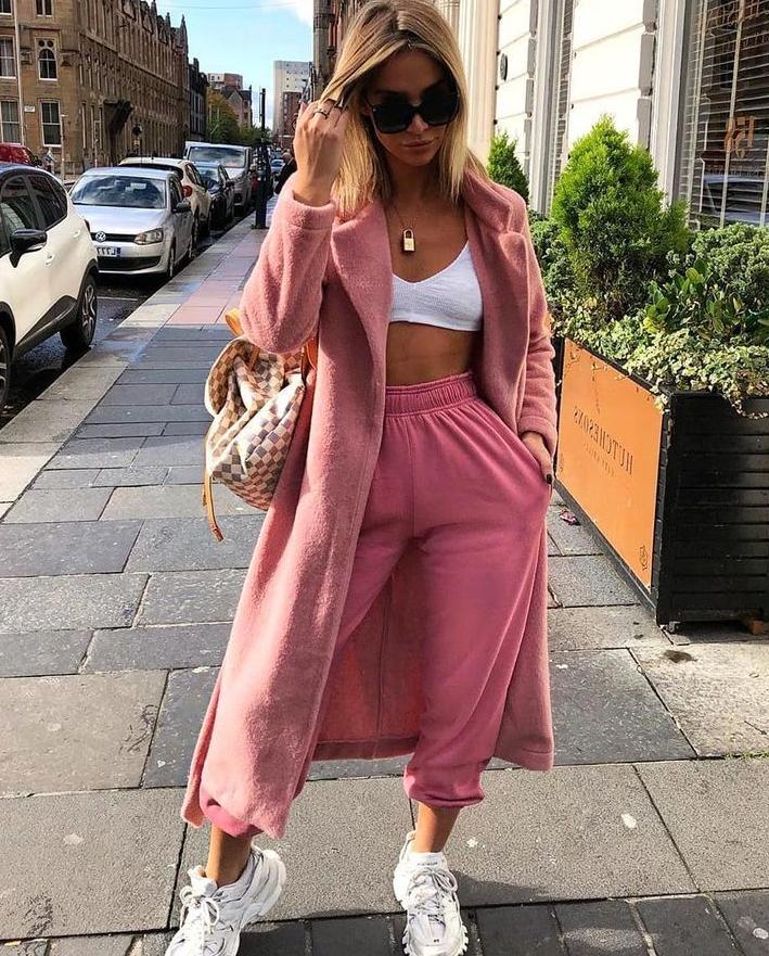 How To Wear Joggers For Women: 25 Outfit Ideas 2023 - Street Style Review