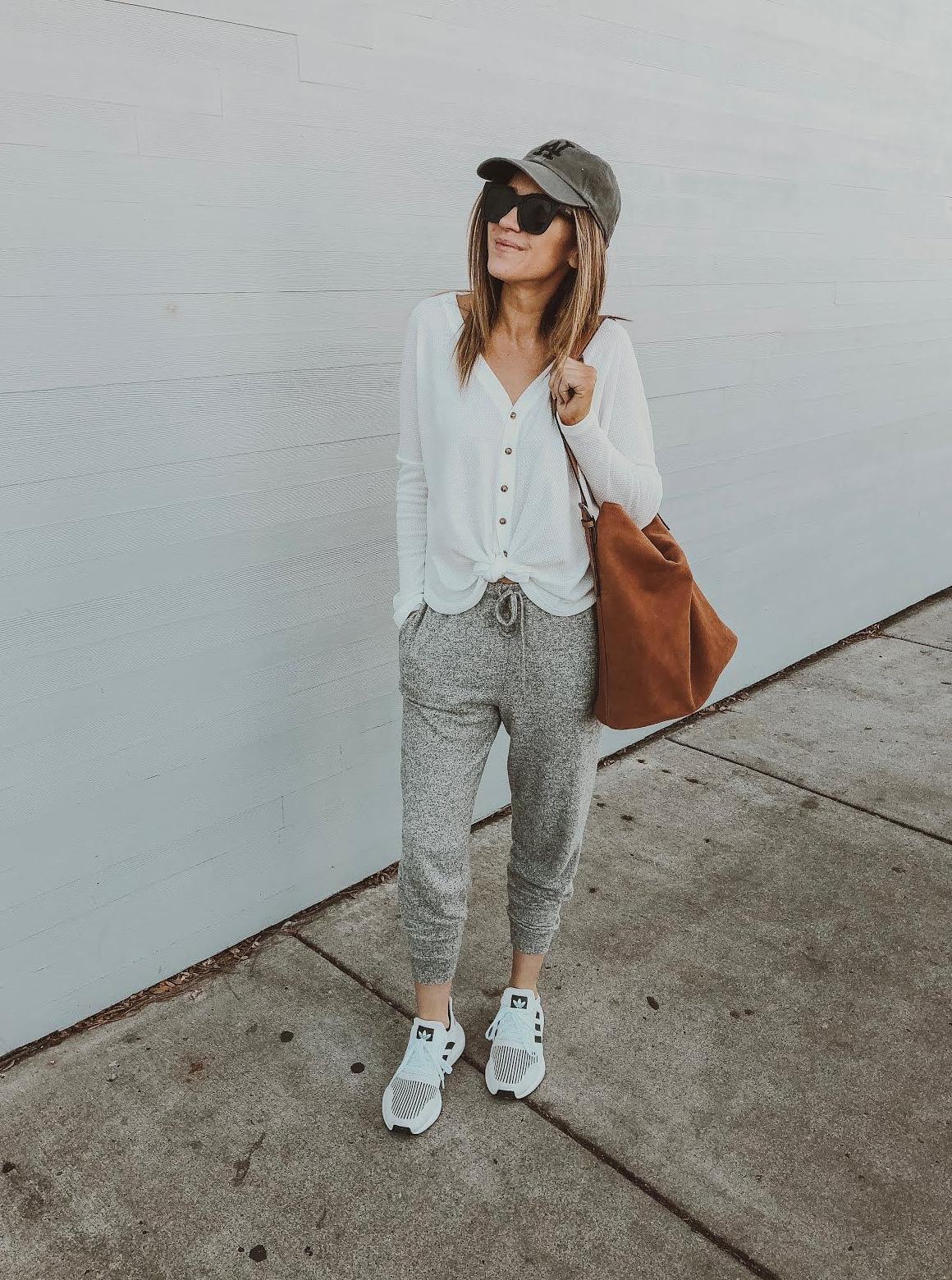 How To Wear Joggers For Women: 25 Outfit Ideas 2022