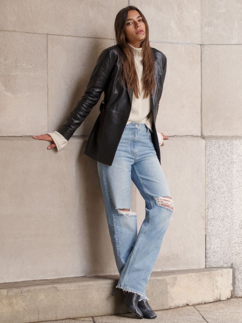 How To Wear Loose Jeans For Women: Best Outfits To Try Now 2023