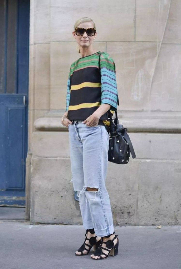 How To Wear Loose Jeans For Women: Best Outfits To Try Now 2023