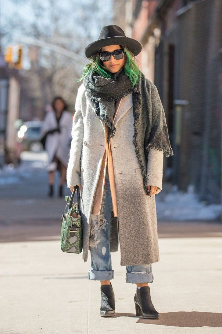 Oversized Scarves Trend For Ladies To Try This Winter 2023 - Street ...