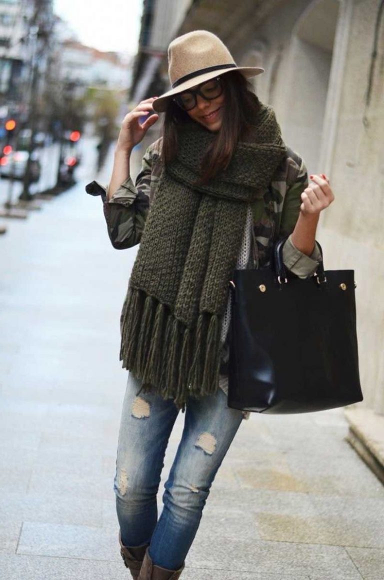 Oversized Scarves Trend For Ladies To Try This Winter 2023 Street