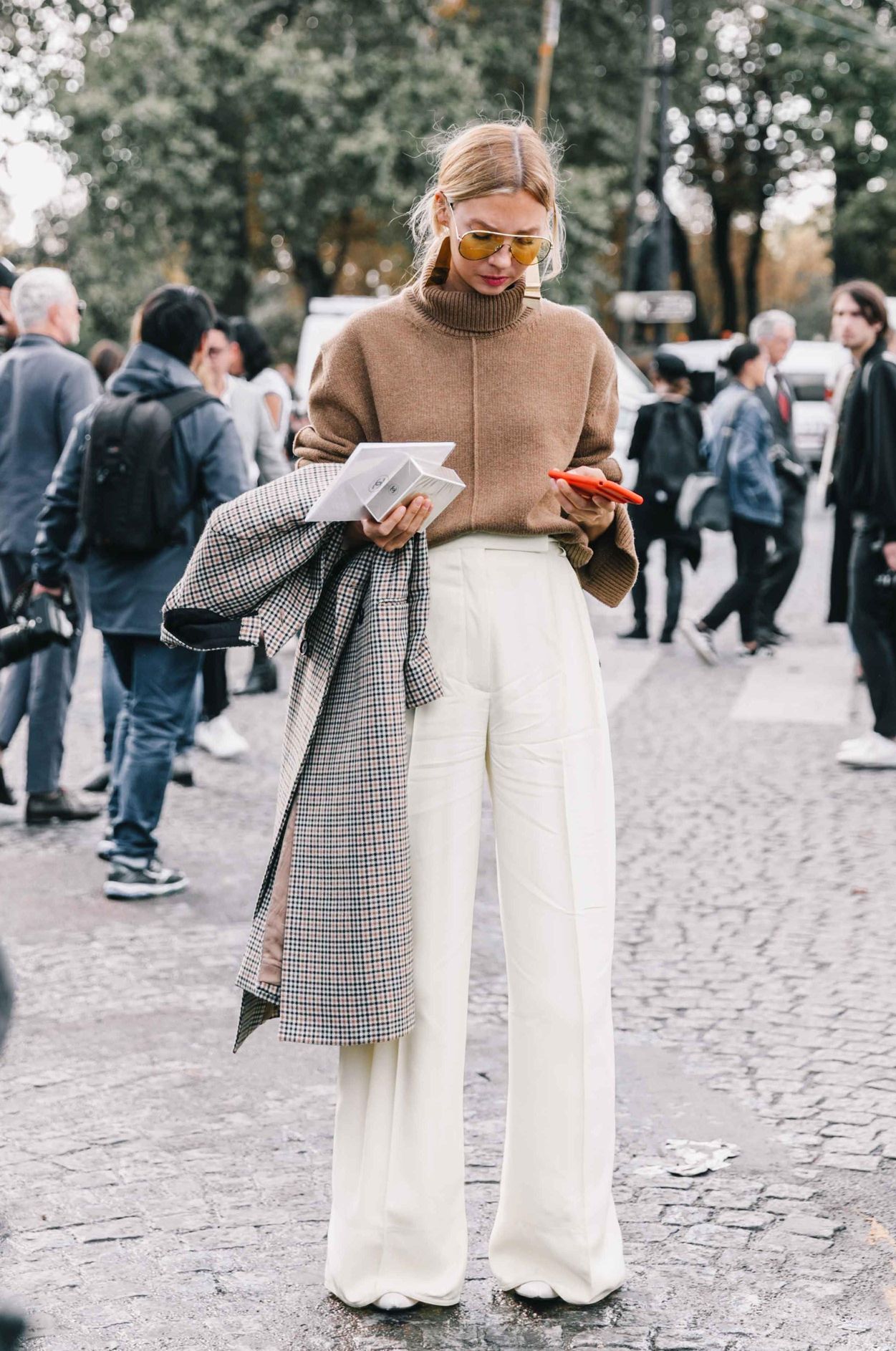 How To Style Wide Leg Pants: Best Looks To Try 2023 - Street Style Review