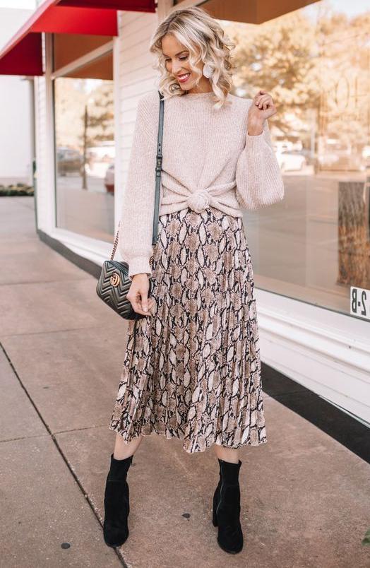 Beautiful Midi Skirts Outfit Ideas To Wear Right Now 2023