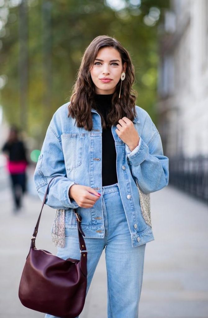 Best Denim Outfits For Women Over 40 2023 - Street Style Review