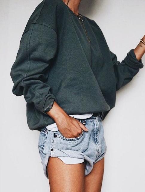 Best Denim Shorts For Your Body Type 2023