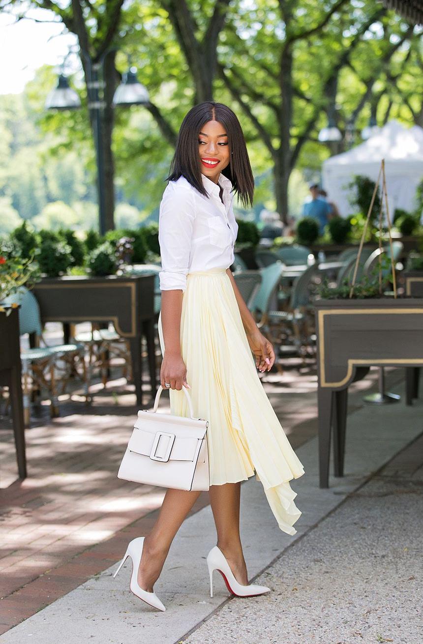 Best Business Attire Inspiration For Women: How To Dress For Work 2023