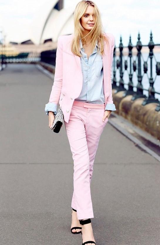 Best Business Attire Inspiration For Women: How To Dress For Work 2023