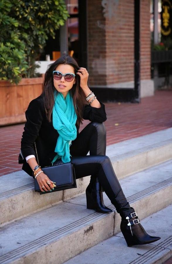 Are Scarves Still In Style: Chic Outfit Ideas To Try 2023