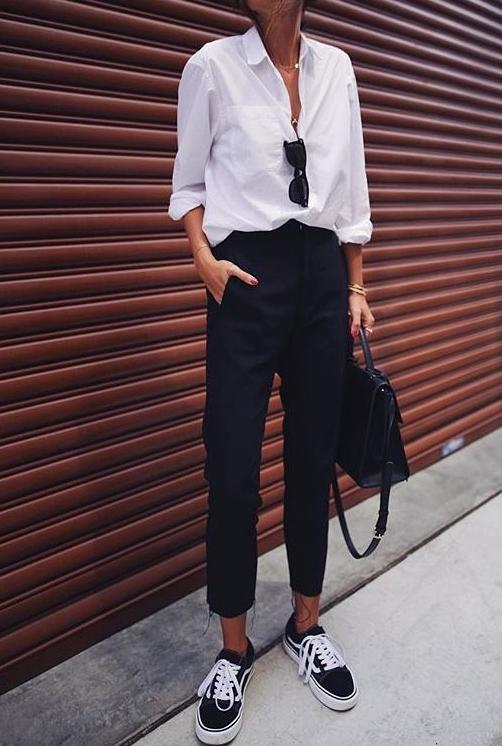 Are Cropped Pants Still In Style: My Favorite Outfit Ideas To Copy 2023 ...