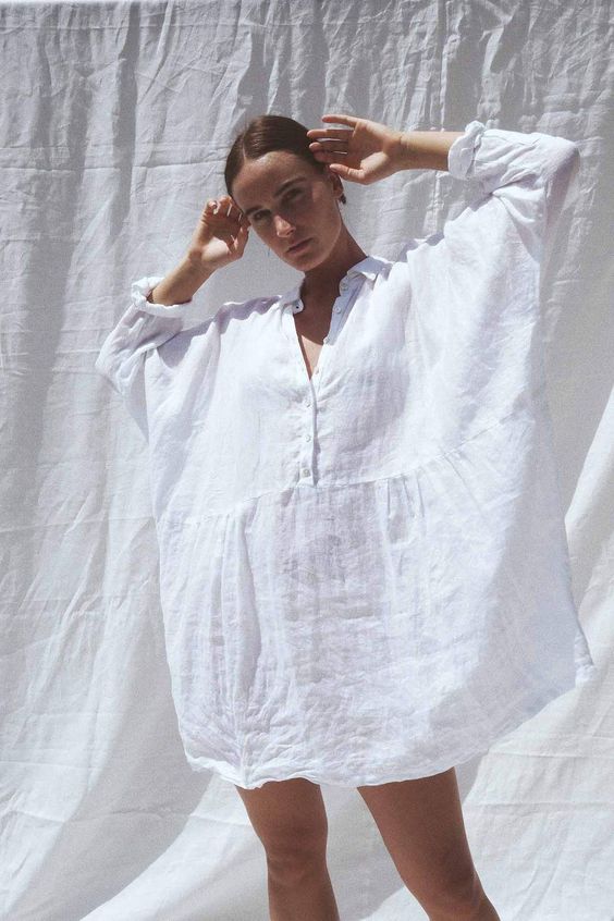 How To Wear Oversized Shirts For Ladies To Stay Fashionable 2022