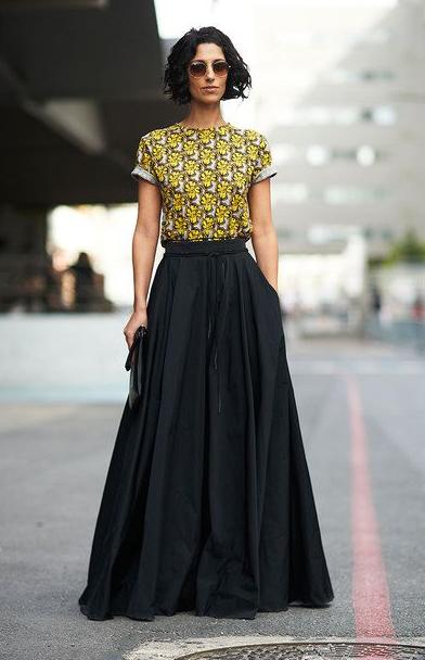 Maxi Skirts Simple Outfit Ideas To Try Now 2023 - Street Style Review