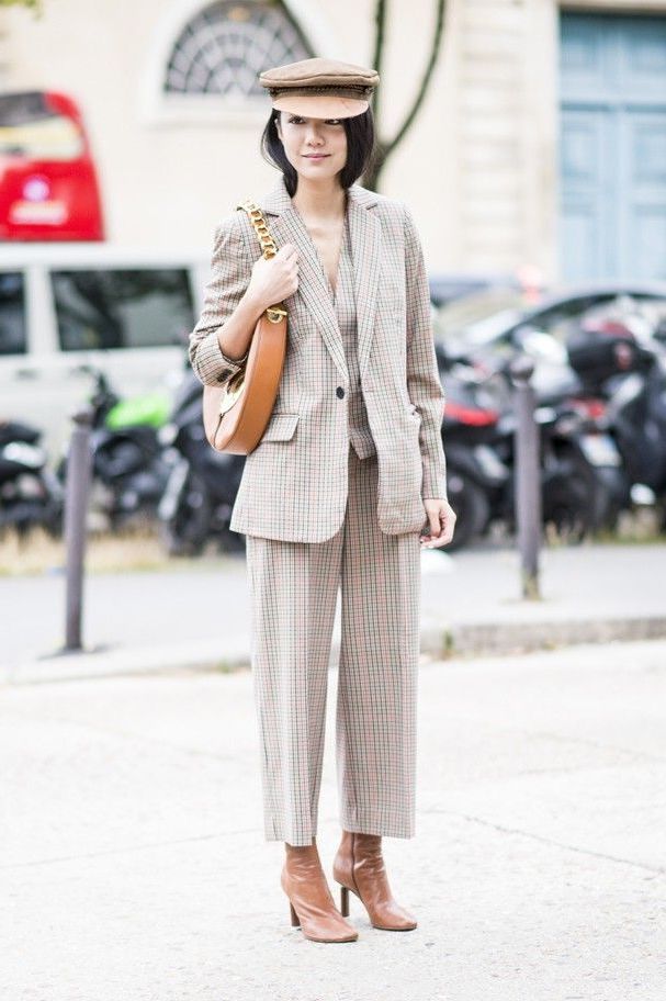 Summer Paris Street Style Inspiration For Women 2023