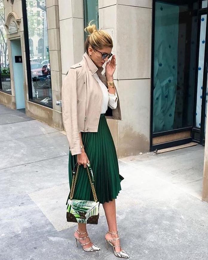 Are Pleated Skirts In Style: Best Looks To Try Now 2023