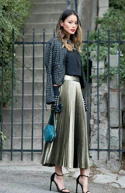 Are Pleated Skirts In Style: Best Looks To Try Now 2022