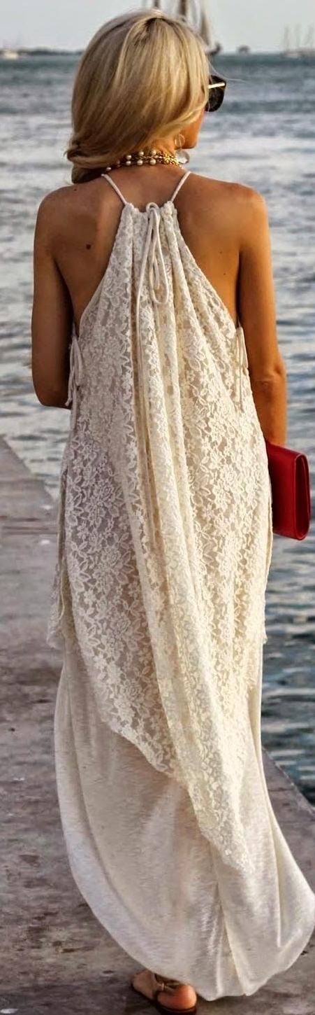 Bride Dresses For Beach Weddings: Simple, Chic & Feminine 2023