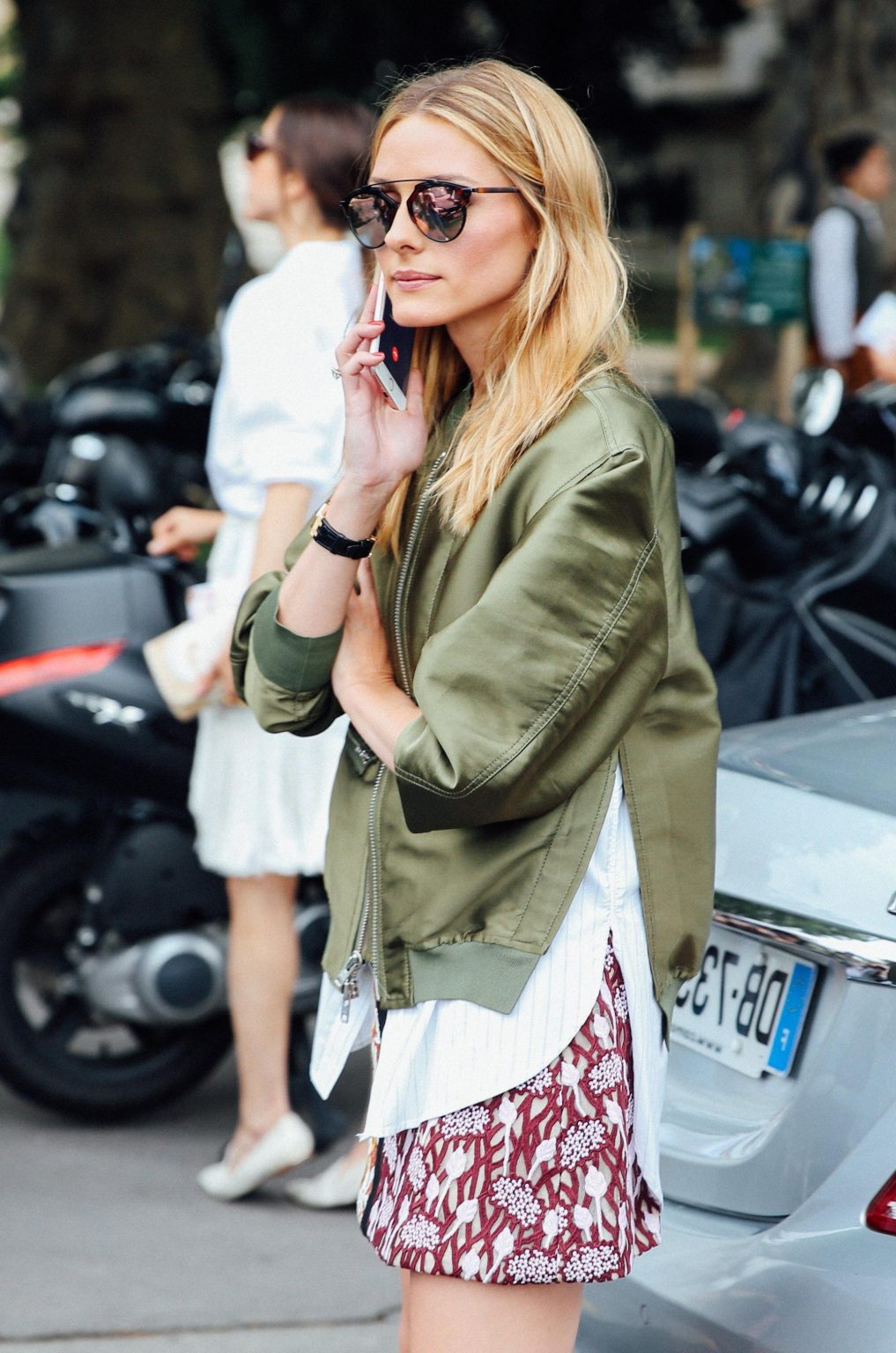 Are Bomber Jackets In Style For Women 2023 - Street Style Review