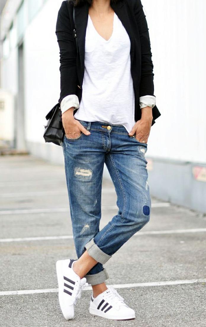 Are Boyfriend Jeans Still In Style: Easy Outfit Guide 2023