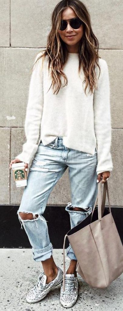 Are Boyfriend Jeans Still In Style: Easy Outfit Guide 2023 - Street ...