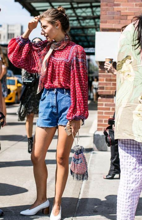 Are Denim Shorts In Style: Easy Outfit Ideas To Invest In 2023