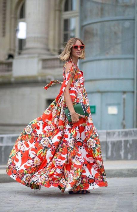 Are Floral Print Dresses In Style This Summer 2023 - Street Style Review