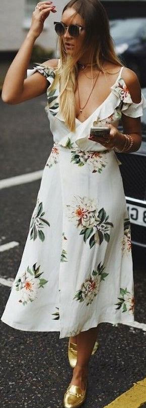 Are Floral Print Dresses in Style This Summer 2023