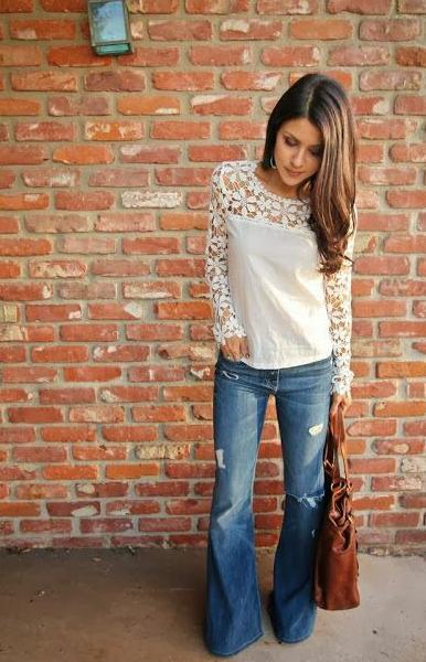 What Lace Tops Should You Buy This Year: Easy Outfit Ideas 2023