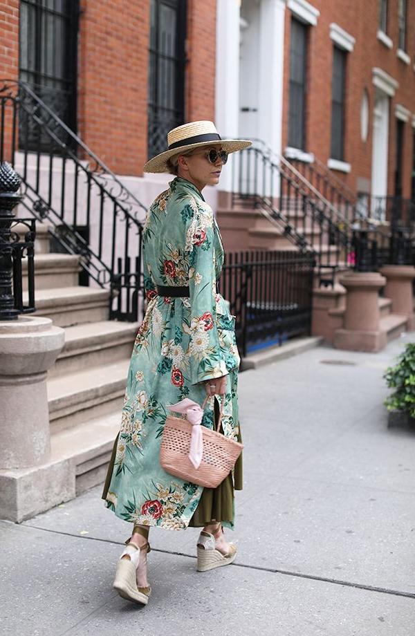 Are Kimonos In Style For Summer: Simple Outfit Ideas 2023