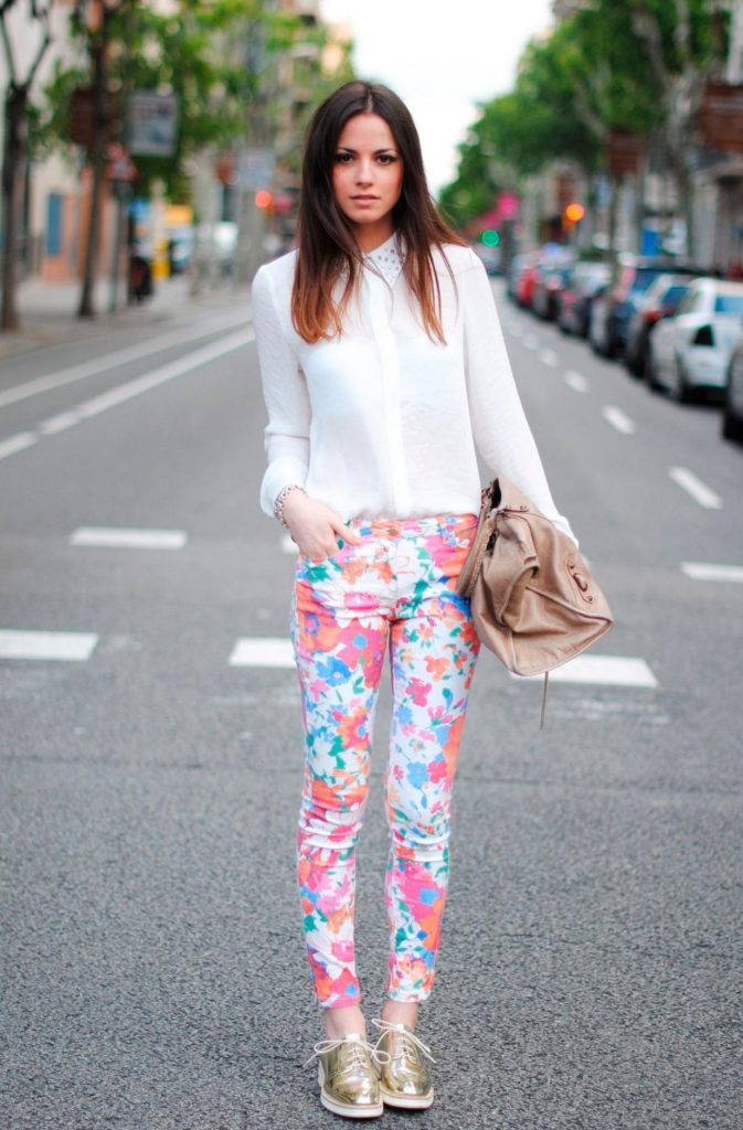 Are Floral Pants In Style For Ladies: Find Your Favorite Look 2023 ...