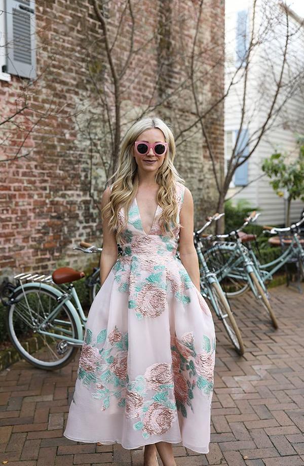 Beach Dresses To Wear As A Wedding Guest: Easy Styles To Try 2023 ...