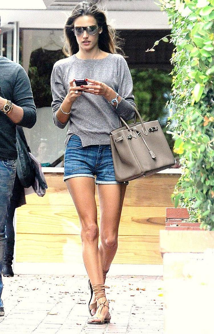 Are Cut Off Shorts In Style: Easy To Wear Outfit Ideas 2023 - Street ...