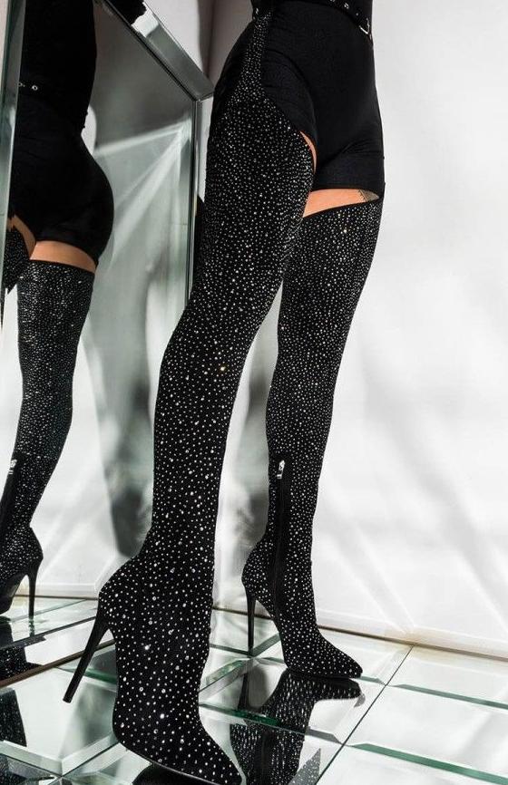 Thigh High Boots Outfits To Make You Look At Your Best 2022
