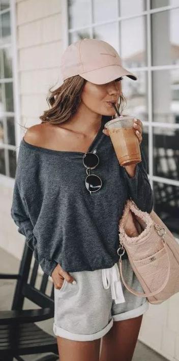 Best Summer Looks to Steal This Season: Simple Outfits For Young Ladies 2023