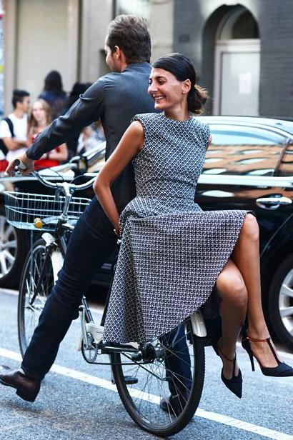 Bike Riding Fashion: Cute Cycling Outfits For Women 2023