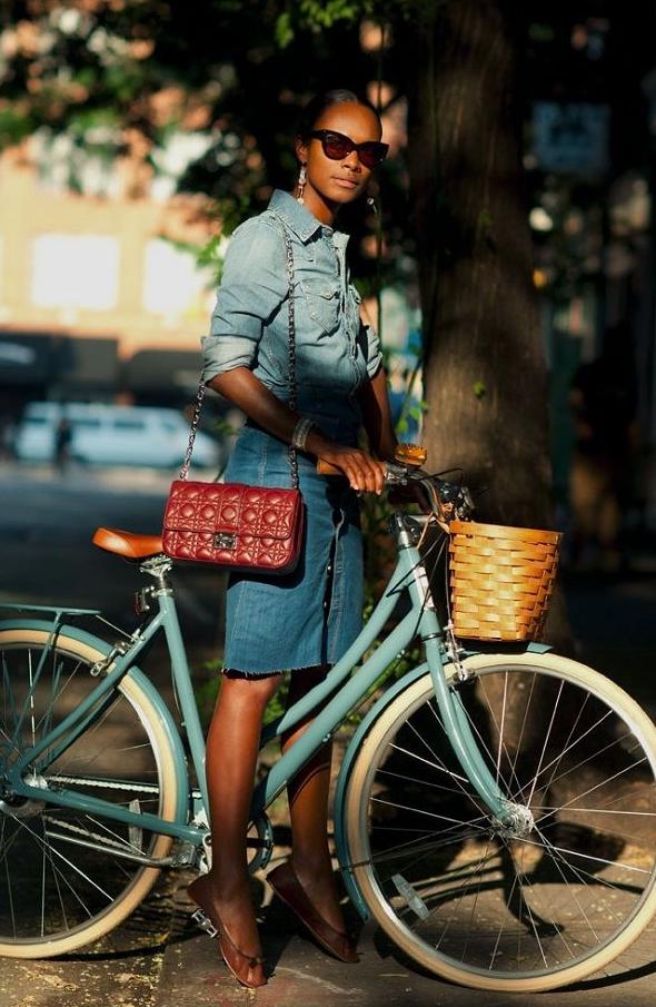 Bike Riding Fashion: Cute Cycling Outfits For Women 2023