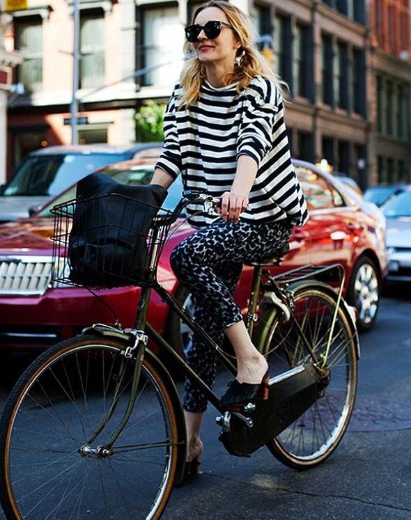 Bike Riding Fashion: Cute Cycling Outfits For Women 2023