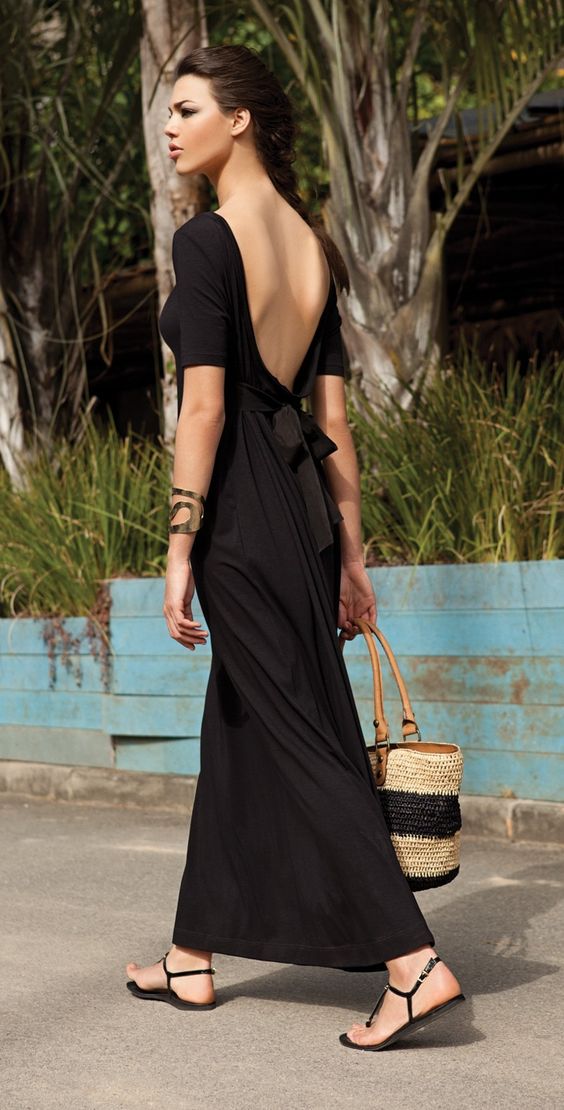 Black Dresses for Summer Vacation 2023