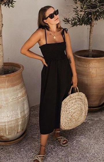 Black Dresses for Summer Vacation 2023