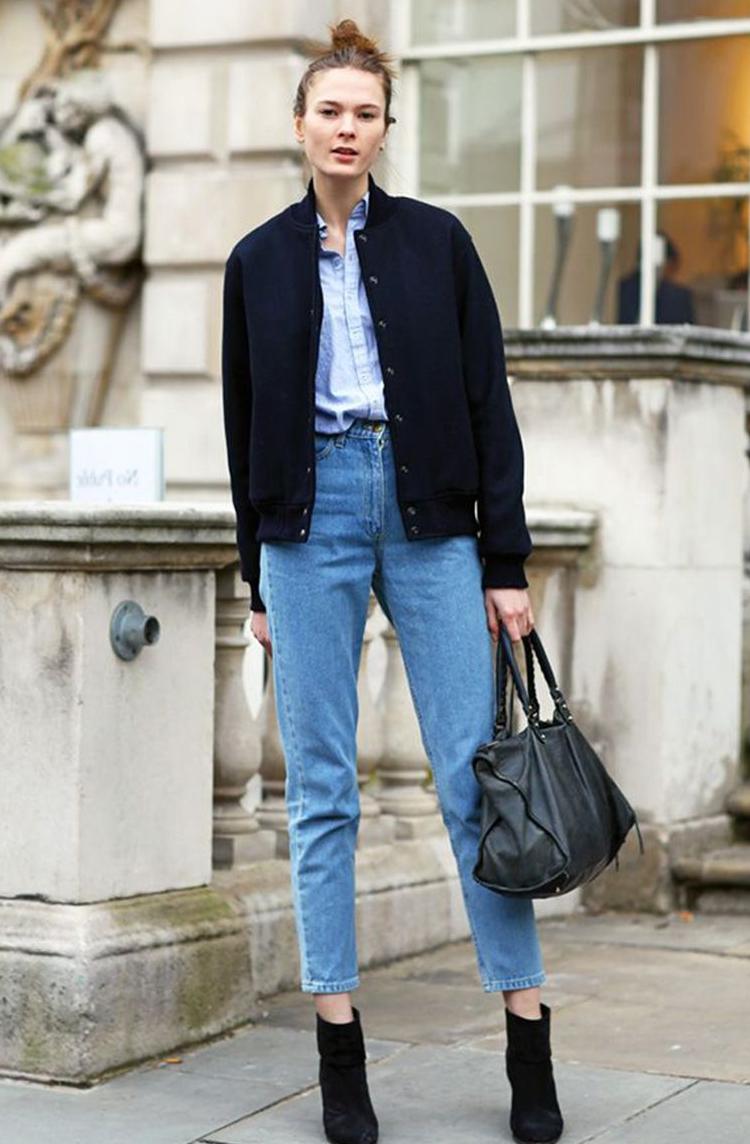 Best Tips For Styling Mom Jeans: Fast Outfit Ideas 2023