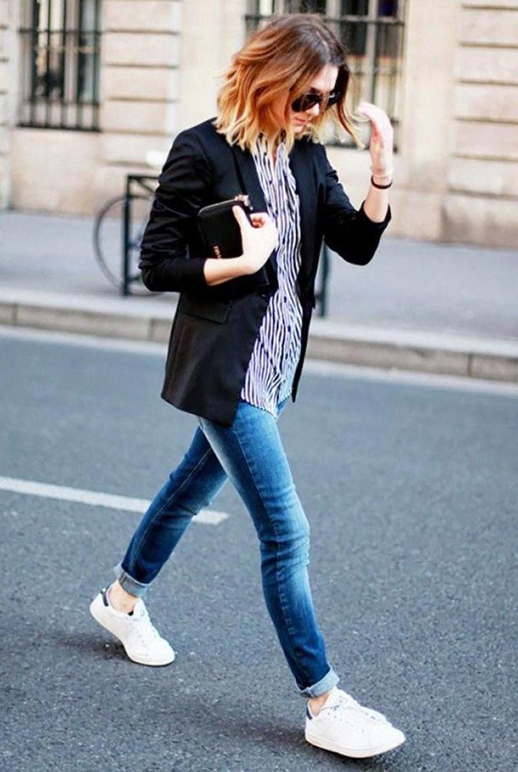 Best Women's Sneakers To Wear With Jeans 2023