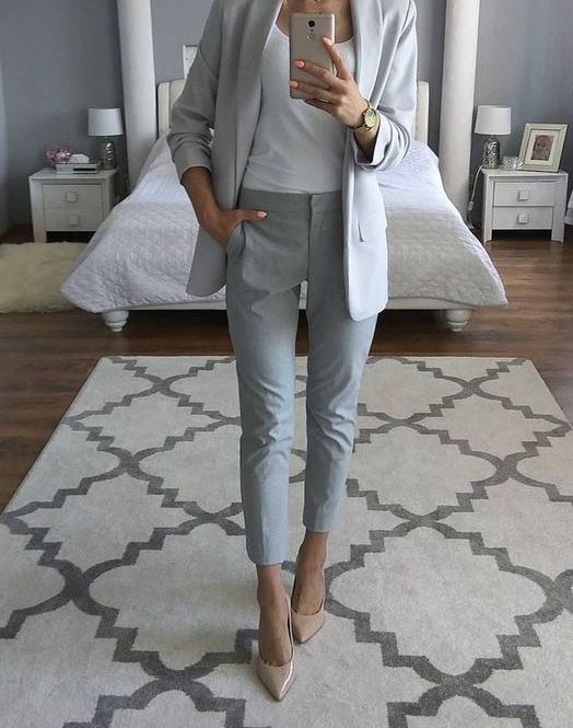 Business Casual Outfit Ideas For Women 2023 - Street Style Review