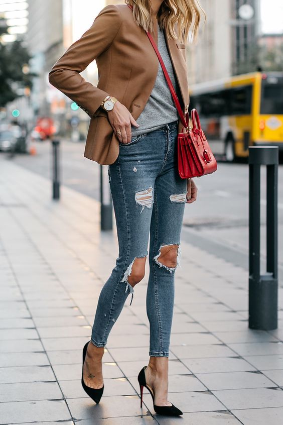 Camel Blazer With Skinny Jeans for Fall 2023