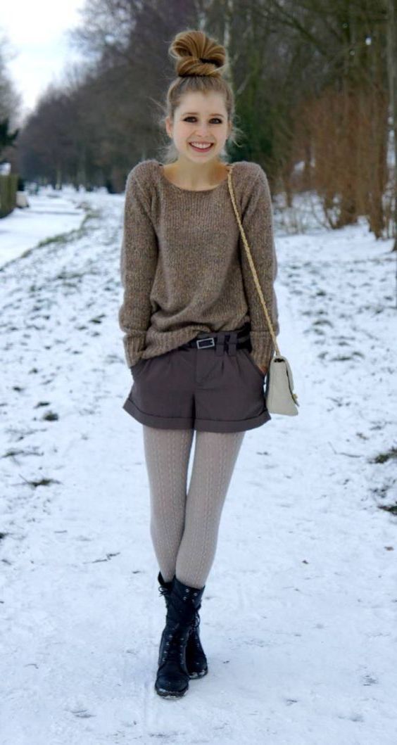 Can Women Wear Shorts In Winter 2023