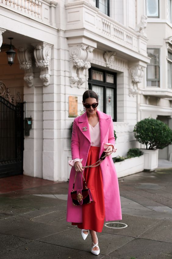 Red Skirt Outfit Ideas: An Easy Way To Underline Your Individuality 2023