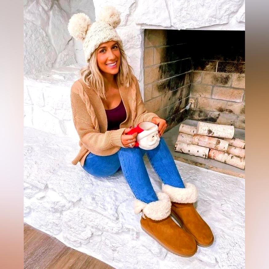 Best Outfits To Wear With Ugg Boots This Winter 2022