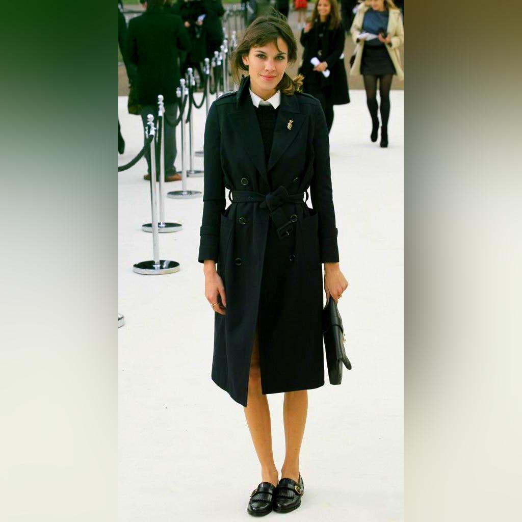 Black Coats For Women: Perfect Style Guide 2023