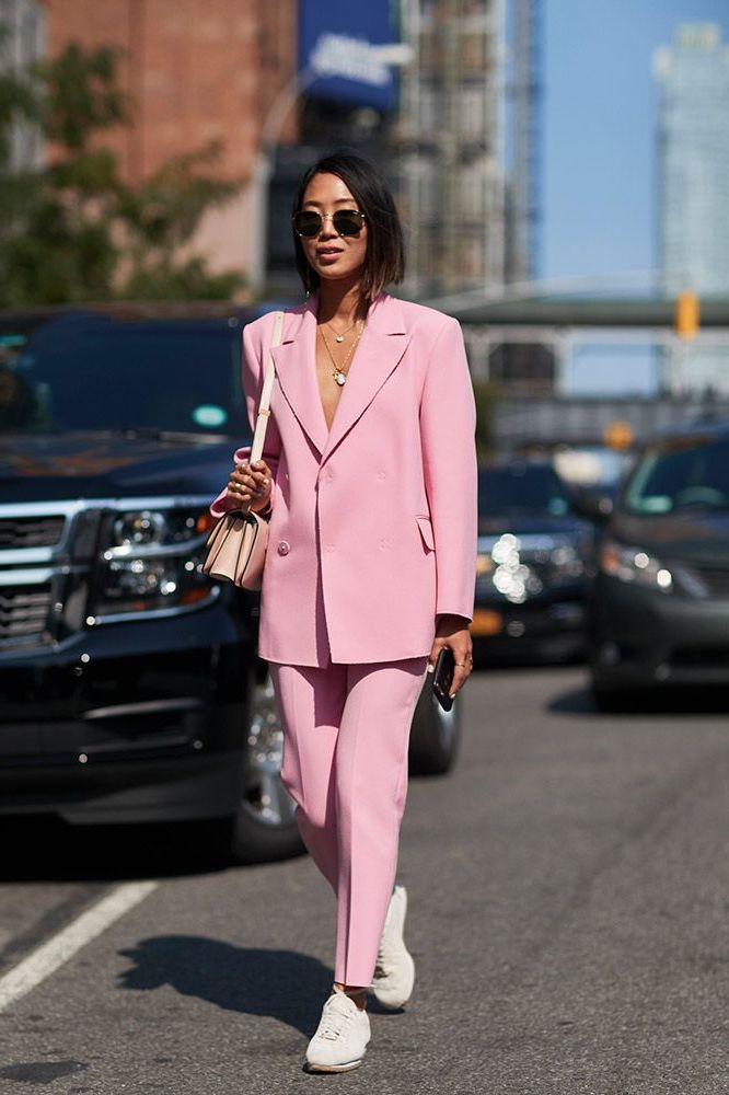 How To Wear Suits With Sneakers For Women: Easy Style Guide 2023 ...